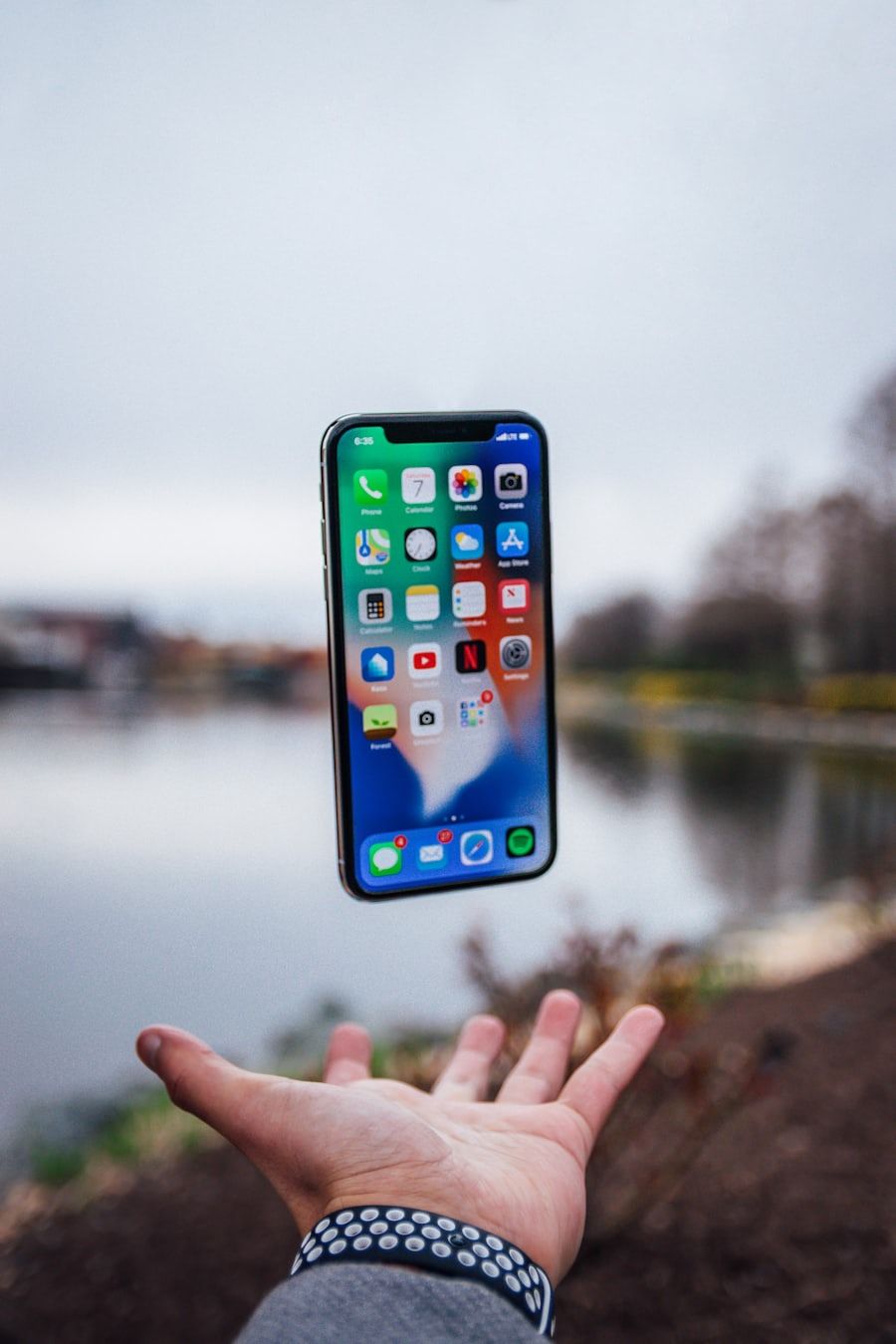 iPhone novo lacrado da WPrime Imports em Curitiba